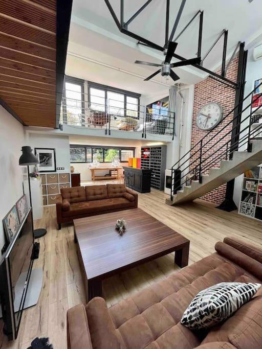 Rare ! Loft Atypique Centre-Ville Parking Jardin Reims Eksteriør bilde